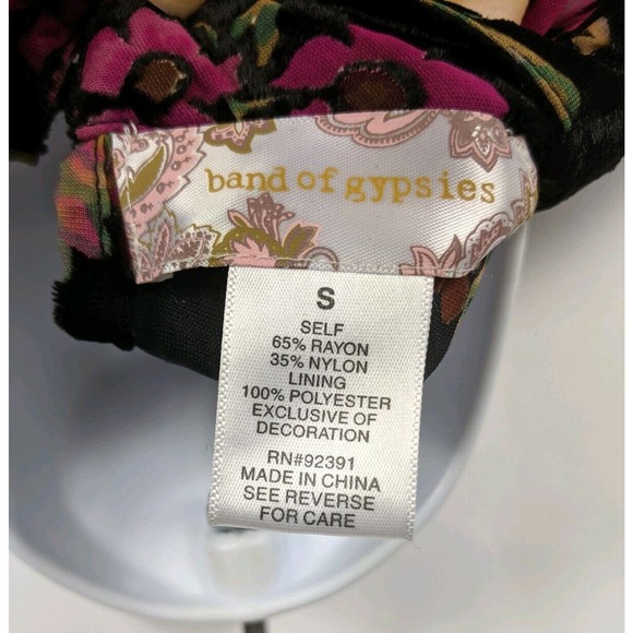 Band of Gypsies Black Pink Velvet Tunic Dress Top Lace Up Sheer Choker Floral S - Picture 7 of 8